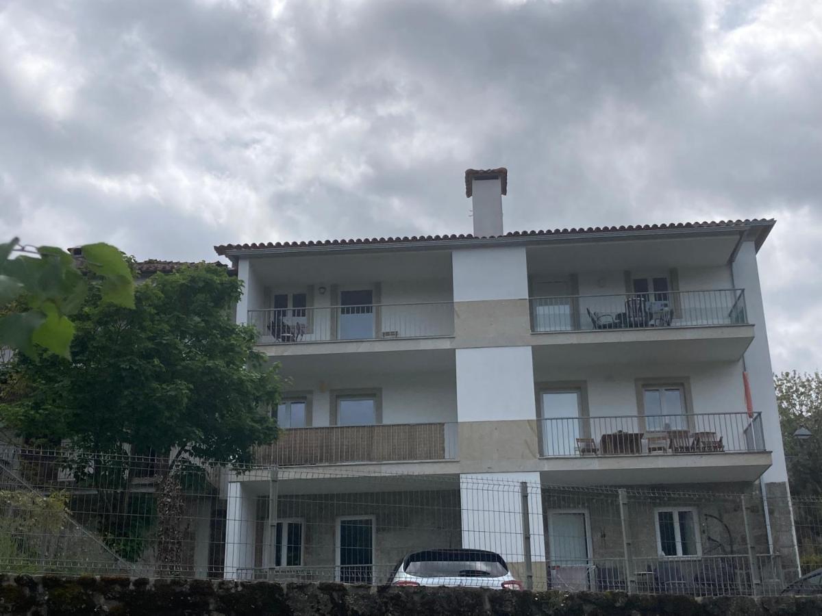 Placido River House Apartamento Ponte da Barca Bagian luar foto